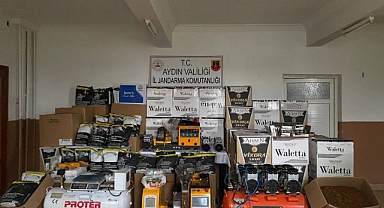 Jandarma'dan Kaçak Sigara imalathanesine baskın