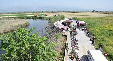 Başkan Erden, “Yenipazar’da ‘sakin’ bir Pazar geçirmeyi teklif ediyoruz”