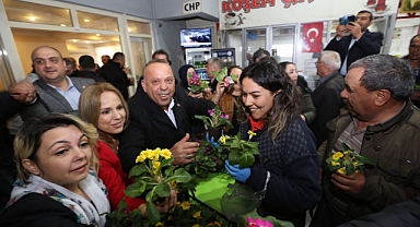 GALIP ÖZEL 8 MART DUNYA KADINLAR GÜNÜNDE KADINLARI UNUTMADI