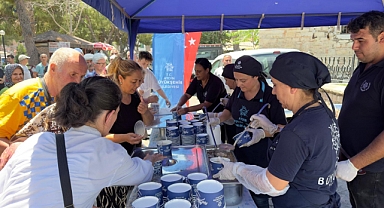 AYDIN BÜYÜKŞEHİR BELEDİYESİ’NDEN VATANDAŞLARA AŞURE İKRAMI