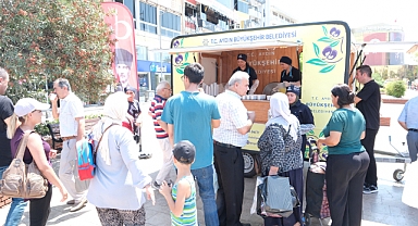 BÜYÜKŞEHİR BELEDİYESİNDEN SERİNLETEN UYGULAMA