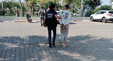 KUYUCAKTAN NAZİLLİ'YE UYUŞTURUCU SOKMAYA ÇALIŞIYORLARDI YAKALANDILAR