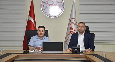 Vali Yardımcısı Kamuran Ballı İl Sağlık Müdürünü ziyaret etti.