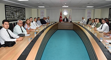 KAMU HASTANELERİ DEĞERLENDİRME TOPLANTISI YAPILDI