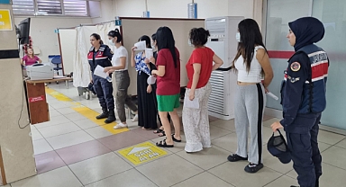 Kaçak göçmenler Gazinoda yakalandı