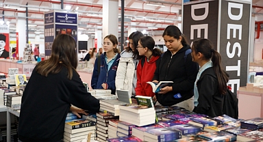 HER YAŞTAN VATANDAŞ AYDIN KİTAP FUARI’NDA