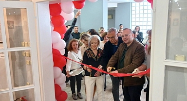 Renklerin Senfonisi Büyüledi.