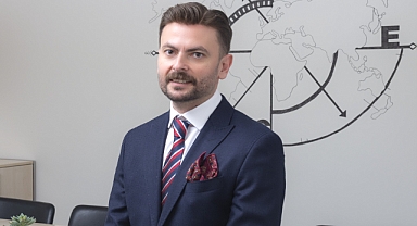 YÖNETİM EKİPLERİNE YENİ LİDERLİK ROLLERİ