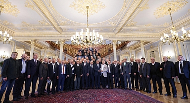 MASFED, TÜRKİYE’NİN DÖRT BİR YANINDAKİ MOTORLU ARAÇ SATICILARI DERNEKLERİNİ İSTANBUL’DA BULUŞTURDU