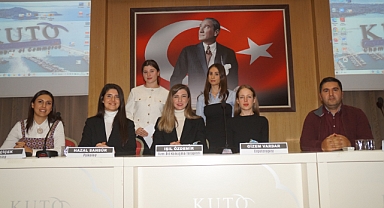 Uzmanlar beş koldan uyardı: Çocuk ve ergenlere dikkat!