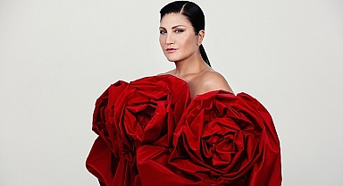 SİBEL CAN'DAN YILLAR SONRA YENİ ALBÜM 'DRAMA'