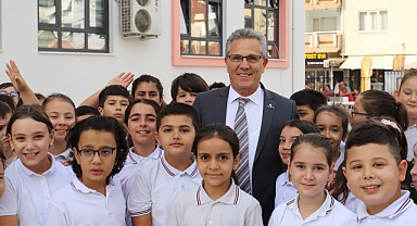 Başkan Tetik’ten 23 Nisan mesajı 