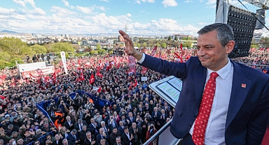 CHP’de Özgür Özel Güven tazeledi