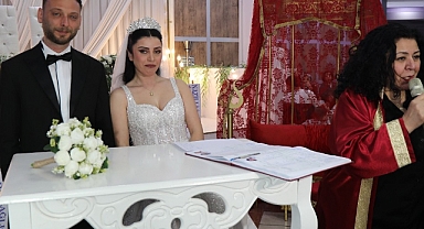  Fatma ve Hüseyin Bir ömür mutluluk için evet dedi.