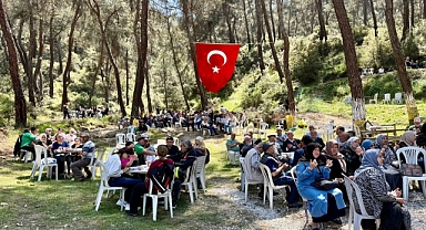 GELENEKSEL DEDE HAYRININ 40. YILI YAPILDI