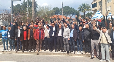 MHP Alparslan Türkeş'i Andı