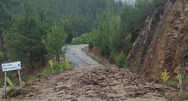 Bozdoğan’da yağış nedeniyle heyelan meydana geldi