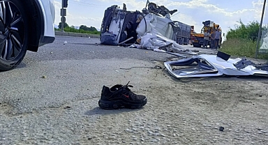 Hamzallı kavşağında feci kaza 2 kisi ağır yaralı 