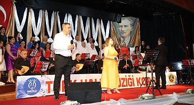 Nazilli Belediyesi THM Korosu'ndan Gençlik Konseri