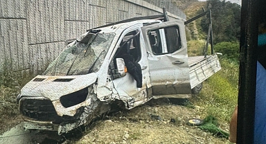 OTOBAN'IN BUHARKENT MEVKİSİNDE FECİ KAZA 5 YARALI