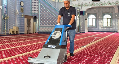 AYDIN BÜYÜKŞEHİR BELEDİYESİ’NDEN KURBAN BAYRAMI ÖNCESİ CAMİLERDE TEMİZLİK