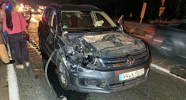 DEVLET KARAYOLUNDA OTOMOBİL TRAKTÖRE ARKADAN ÇARPTI