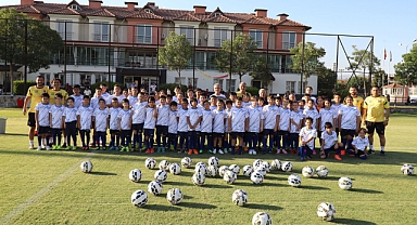 BAŞKAN TETİK GENÇ SPORCULARI ZİYARET ETTİ