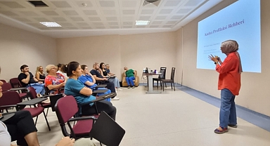 Nazilli Devlet Hastanesi’nde Kuduz Profilaksisi eğitim semineri düzenlendi. 