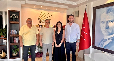 CHP PM ÜYESİ ALKIM DENİZASLANI CHP'Yİ ZİYARET ETTİ