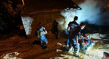 METRUK BİNA DA YASNGIN ZOR ANLASR YAŞATTI