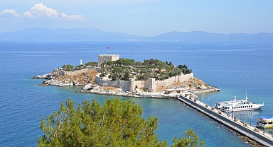 DENİZ TİCARET TARİHİ MÜZESİ YABANCI TURİSTLERİN İLGİ ODAĞINDA