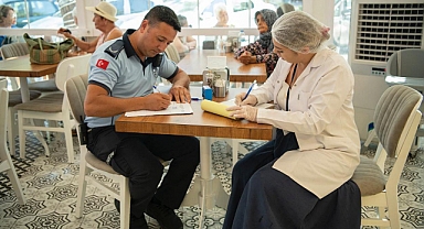 KUŞADASI’NDA GIDA İŞLETMELERİNE GENİŞ ÇAPLI HİJYEN DENETİMİ