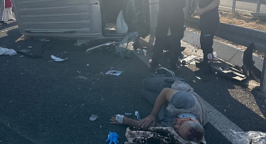 KUYUCAK'TA ARAÇ TAKLA ATTI 1 ÖLÜ 2 YARALI