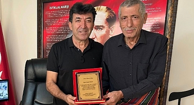 ÜNLÜ ÇORBACI KEMAL USTA YILIN AHİSİ SEÇİLDİ