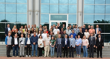 ADÜ Veteriner Fakültesinin VEDEK Ulusal Akreditasyonu Yedi Yıl Süreyle Yenilendi