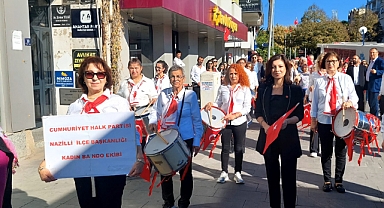 CHP Bando ile Uzun Çarşıda Yürüdü