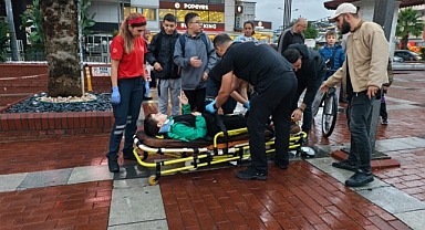 KIRMIZI IŞIKTA GEÇEN SÜRÜCÜ ÖĞRENCİYE ÇARPTI