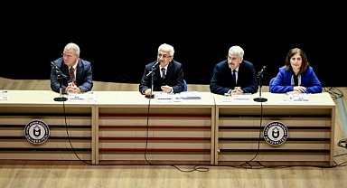 ADÜ’de “Geçmişten Geleceğe Aydın” Sempozyumu Başladı