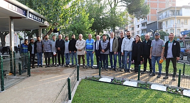 Başkan Ertuğrul Tetik sabah mesaisine sahada başladı
