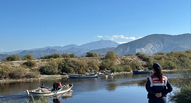 JANDARMA'DAN BAFA GÖLÜ ÇEVRESİNDE KAÇAK AVLANMAYA SIKI TAKİP