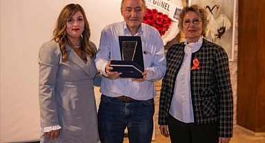 KUŞADASI’NDA ‘ŞİDDETSİZ TOPLUM, ŞİDDETSİZ İLETİŞİM’ PANELİ 