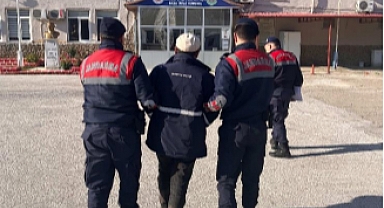 Cinayet Hükümlüsü Yorganların Arasında Yakalandı