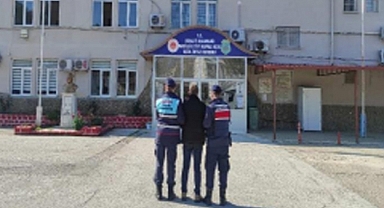 Jandarmadan Uyuşturucu Satıcısına Baskın