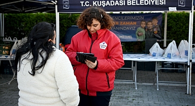 KUŞADASI BELEDİYESİ’NİN BESLENME ÇANTASI DESTEĞİNE TAM NOT