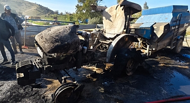 Nazilli’de Korkutan Yangın: Traktör ve Saman Yüklü Römork Alev Aldı