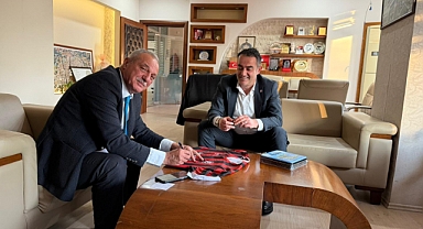 SAHİDEN SIRADAN BİR GÖRÜŞME Mİ?...