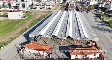 Şirinevler Pazaryeri’nde esnafın talebi yerine getirildi