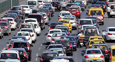2025 YILINDA 2 MİLYON 368 BİN 538 ARAÇ TRAFİĞE GİRDİ