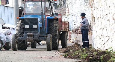 Bozdoğan Belediyesi’nden Madran Mahallesi’nde kapsamlı temizlik çalışması