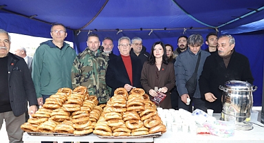 CHP'DEN ÇAY VE SİMİTLİ BASIN AÇIKLAMASI